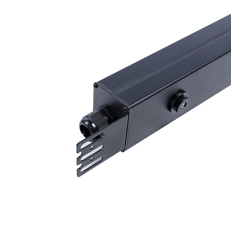 TCP/IP Intelligent Rack PDU 26 uttak IEC C13 /C19 1,5U flytende magnetisk kretsbryter vertikal