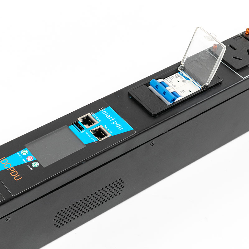 Luftkretsbryter 16-uttak vertikal TCP/IP-sensor øko Smart Rack Pdu